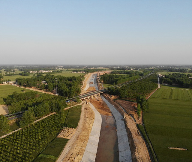 江水北送段河渠工程